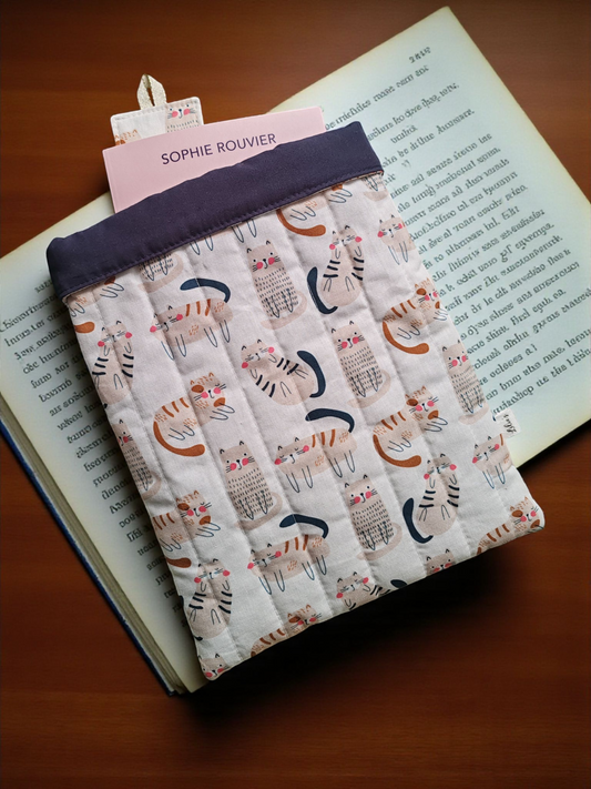 Pochette à livre matelassée - livre broché