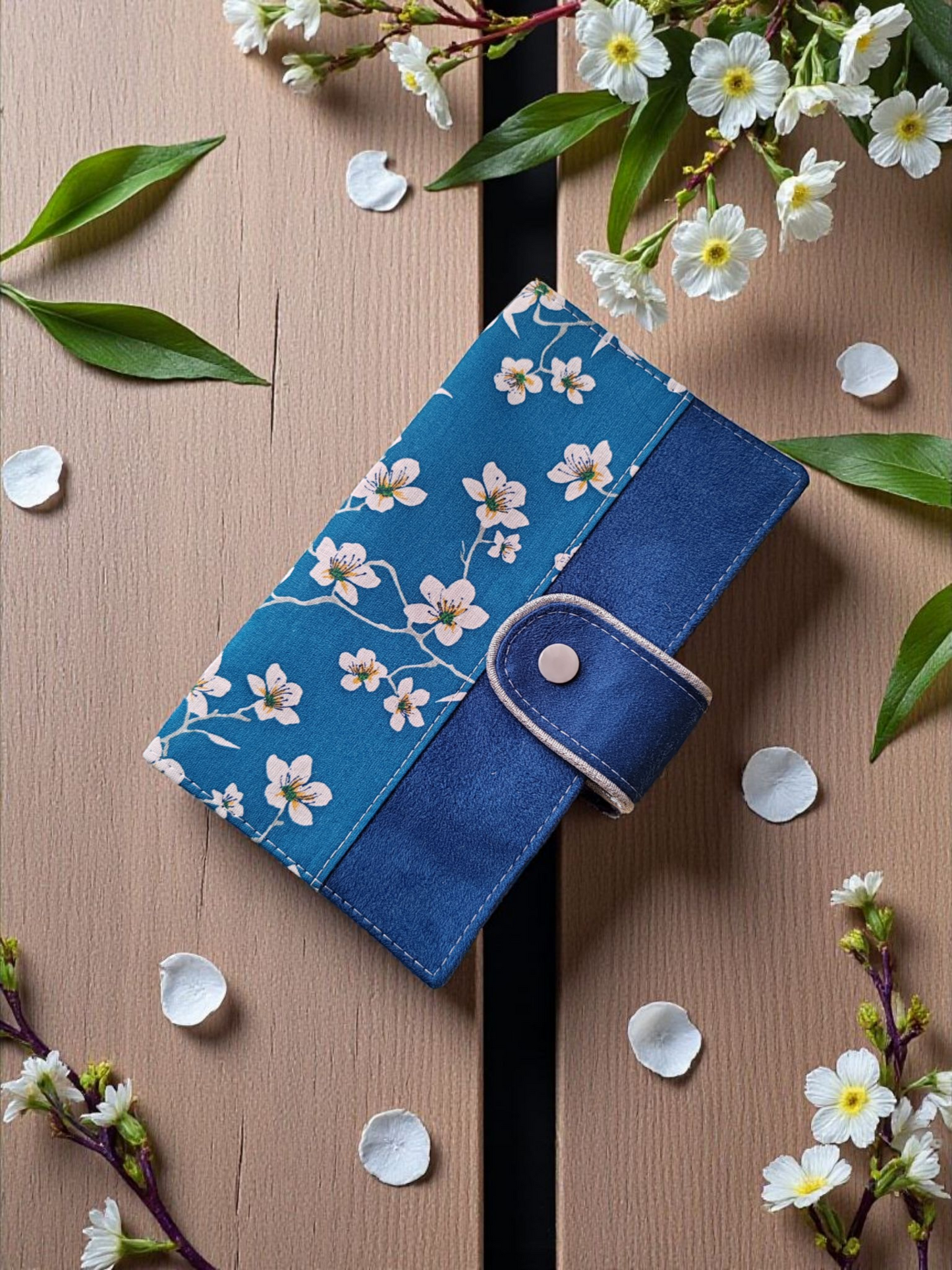 Porte chéquier fleuri