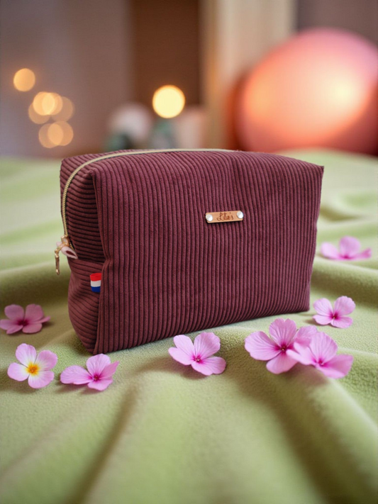 Lison - La trousse de toilette en velours côtelé prune - taille M