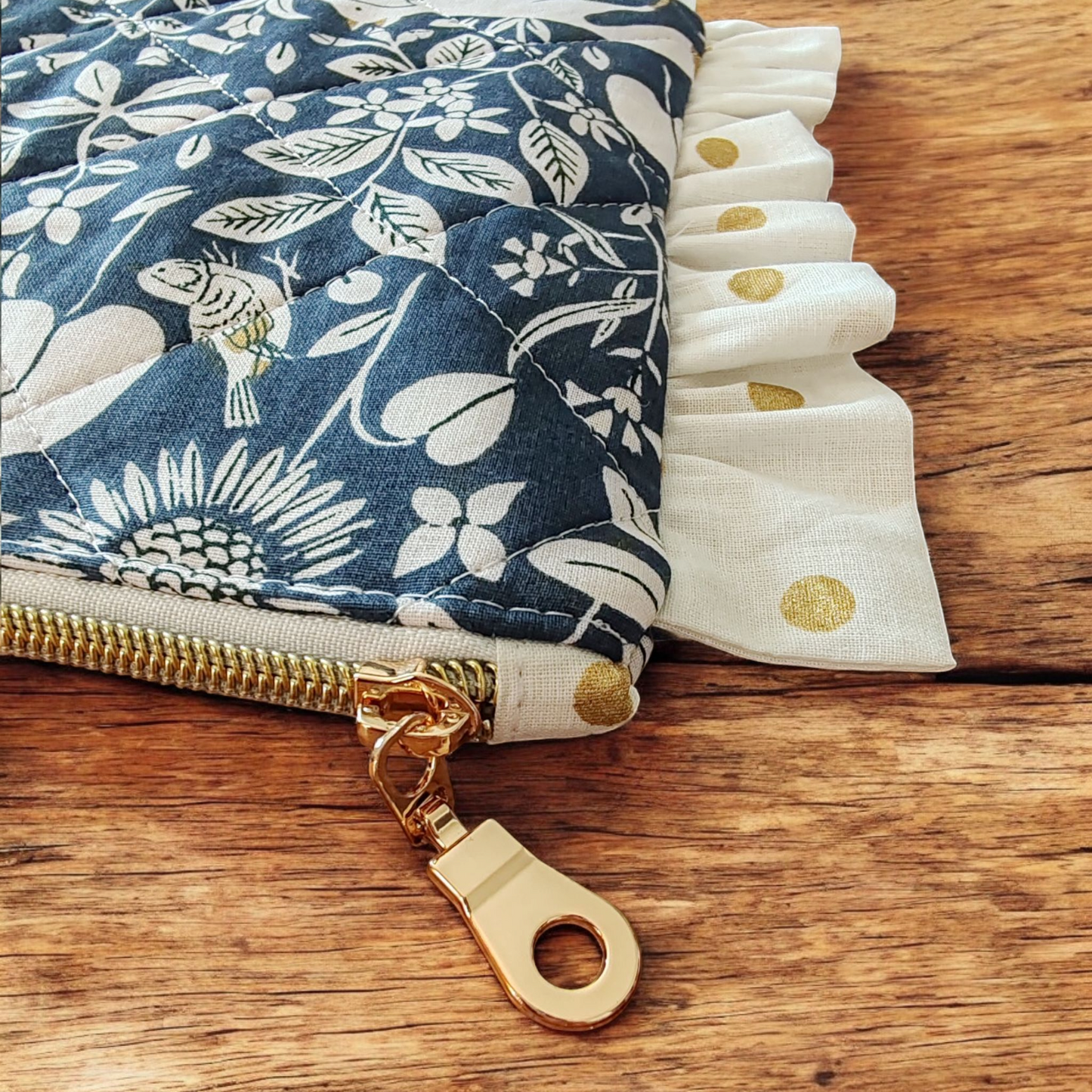 Léonie - La Trousse matelassée