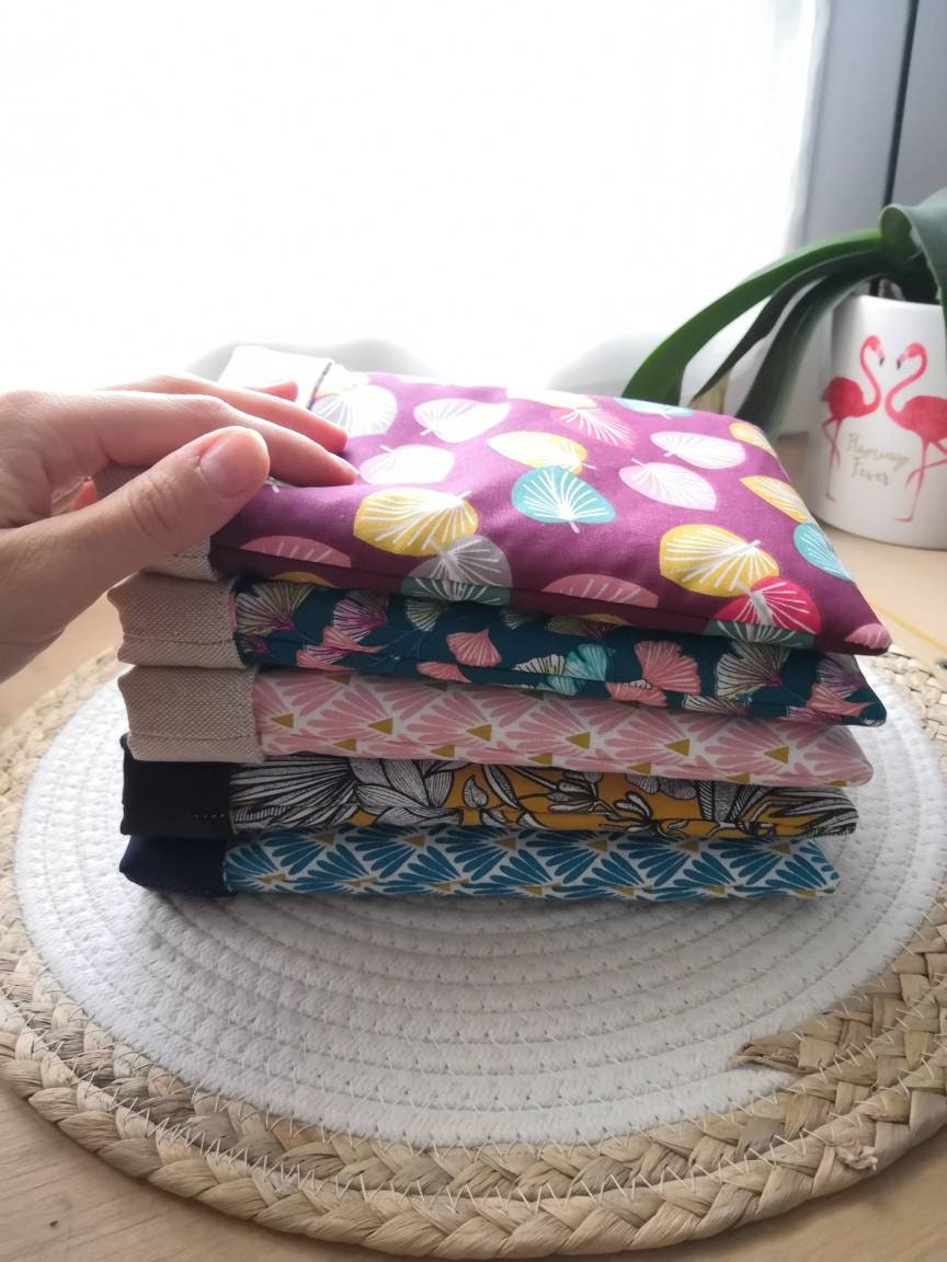 Pochette livre de poche -LILIE- + marque page personnalisable